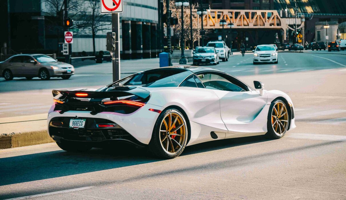 Explore the Emirates with Car Rental UAE
