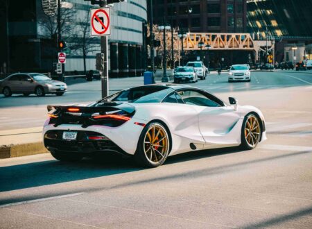 Explore the Emirates with Car Rental UAE